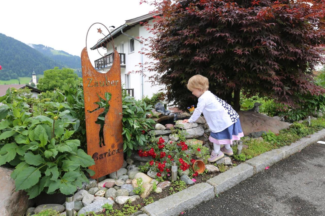 Bed and Breakfast Landhaus Elfi à Söll Extérieur photo